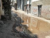 شكوى من غرق الصرف الصحى فى قرية نزلة خيال بالشرقية.. وشركة المياه ترد