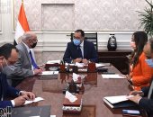 رئيس الوزراء: عدم السماح بدخول أى منتجات رديئة أو منخفضة الجودة لمصر.. صور