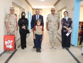 القوات المسلحة ترافق عددا من أبناء الشهداء بداية العام الدراسى الجديد