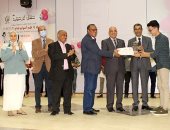 رئيس جامعة أسوان يشهد حفل استقبال طلاب "الطب" بالعام الجديد.. صور