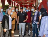 رئيس جامعة طنطا يتابع إجراءات توقيع الكشف الطبى للطلاب الجدد