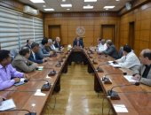 محافظ الدقهلية لرؤساء الوحدات المحلية: كلنا نعمل بروح الفريق لتحقيق مطالب المواطن