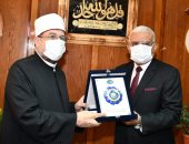 محافظ السويس: الأوقاف تشهد نقلة نوعية فى مستوى الأئمة وبرامج تأهليهم