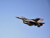 القوات الجوية المصرية واليونانية تنفذان تدريباً جوياً بإحدى القواعد اليونانية