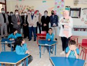 محافظ بنى سويف يزور المدرسة المصرية اليابانية لمتابعة سير العملية التعليمية