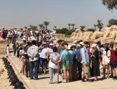الأفواج السياحية من حول العالم تبشر الأقصر بموسم سياحي عظيم.. صور