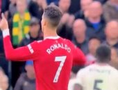 "ميرور" تبرز رد فعل رونالدو الكوميدي بعد هدف محمد صلاح.. فيديو