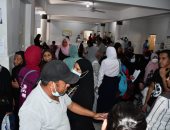 الكشف على 1271 حالة بمختلف التخصصات الطبية بقافلة جامعة المنصورة بمدينة سفاجا