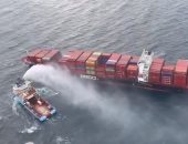 اندلاع حريق على سفينة شحن محملة بالأخشاب قبالة ساحل السويد