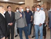 محافظ بنى سويف يتفقد مستشفى أهناسيا بعد الانتهاء من تطويرها.. صور