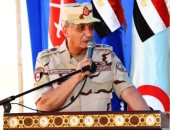 وزير الدفاع يشهد المرحلة الرئيسية لمشروع تكتيكى بإحدى وحدات الجيش الثالث الميدانى