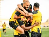 المقاولون يتقدم على الطلائع 1/0 فى الشوط الأول