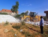 إزالة تعديات على مساحة 310 أمتار بأملاك الدولة فى أسوان