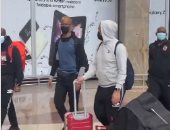 شاهد لحظة وصول موسيمانى لجنوب أفريقيا لقضاء إجازته بعد خماسية الزمالك