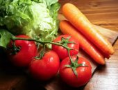 استقرار أسعار الخضروات والفاكهة بالمجمعات الاستهلاكية والطماطم بـ 3.75 جنيه