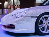 400 ألف قطعة من الأحجار الكريمة.. "بورش" ملكة سيارات العالم تتزين في معرض الصين