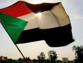 المبعوث الأمريكي يقطع زيارته إلى السودان لأسباب شخصية