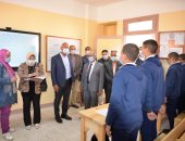 نائب رئيس القابضة للمياه يتفقد مشروعات المياه والصرف بالإسكندرية 