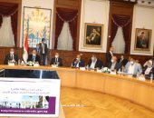 محافظ القاهرة يلتقى أعضاء مجلس النواب للمنطقة الشمالية لمناقشة احتياجات دوائرهم