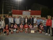 تكريم فريق مدرسة الأمل للصم بأسيوط لفوزهم بأول الجمهورية فى بطولة الكرة الخماسية
