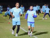 أحمد شديد قناوى يشارك فى التدريبات الجماعية للمصري رغم الإصابة