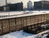 قصة هدم جدار برلين.. أشهر الجدران العازلة فى العالم