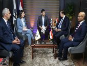 صالون تنسيقية الأحزاب يناقش ثورة المنصات الرقمية "ما لها وما عليها".. المشاركون يؤكدون: الثورة التكنولوجية سلاح ذو حدين.. ورئيس مجلس إدارة watch it: لدينا تنوع فى المحتوى ونعمل على ترسيخ الهوية المصرية