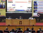 رئيس الوزراء يلتقي نواب البرلمان بمحافظة الوادى الجديد.. ويؤكد: سيتم إقامة مشروعات تضمن استمرار وانتظام التيار الكهربائى فى إطار مبادرة "حياة كريمة".. والنواب يطالبون بازدواج طريق الخارجة - أسيوط بسبب الحوادث