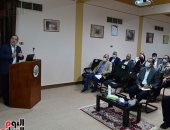 رئيس الوزراء يتابع مشروع إعادة تأهيل ورفع كفاءة خط سكة حديد قنا/ أبو طرطور