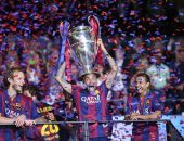 ماذا قدم دانى ألفيس فى مشواره مع برشلونة بعد اقترابه من العودة؟