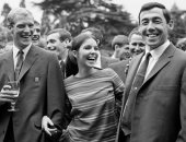 وفاة رون فلاورز أكبر لاعب فائز بكأس العالم مع إنجلترا عام 1966.. صور