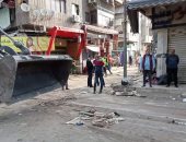 للقضاء على الأسواق العشوائية.. إزالة التعديات بسوق ستوتة في حي العرب ببورسعيد