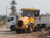 إزالة اشغالات ورفع 100طن من مخلفات الشوارع والطرق بمركز الفشن ببنى سويف