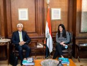 عميد مجلس المديرين التنفيذيين للبنك الدولي يشيد بالشراكة مع مصر 