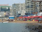 شاطئ الإسكندرية الآن.. أجواء خريفية دافئة والصيادون ينتظرون الرزق.. لايف