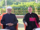 أمين "البحوث الإسلامية" يلتقى سفير الفاتيكان بمصر ويناقشان دور وثيقة الأخوة الإنسانية