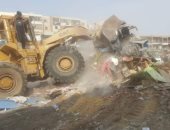 إزالة التعديات على أملاك الدولة والإشغالات بسوق العاشر بمدينة نصر