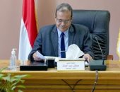 رئيس جامعة سوهاج: تطعيم 90% من الطلاب والعاملين وأعضاء هيئة التدريس