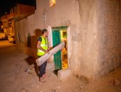 قوافل صندوق تحيا مصر توزع المواد الغذائية بالقرى المتضررة من السيول فى أسوان