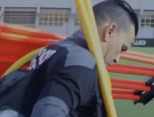 شاهد عصام الحضرى عامل مهمات فى مران المنتخب الوطنى