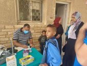 الكشف على 160 مواطنا في قافلة طبية تابعة لمبادرة حياة كريمة بالبحر الأحمر.. صور