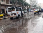 أمطار غزيرة تضرب الإسكندرية.. والمحافظة ترفع حالة الطوارئ.. لايف وصور