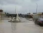 أمطار الخير تواصل هطولها على مطروح والساحل الشمالى وتجمع المياه بالشوارع.. لايف