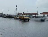 أمطار غزيرة على أحياء الإسكندرية وتعطل حركة المرور على الكورنيش.. فيديو وصور