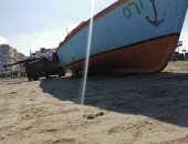 "شمس وبحر وصيد".. مشهد ساحر على شاطئ بورسعيد.. لايف وصور