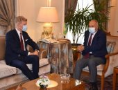 أبو الغيط يدعو لدعم حكومة اليمن الشرعية خلال لقائه مع مبعوث الأمم المتحدة