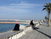 الحياة على شواطئ مطروح شكل تانى.. أجواء مشمسة وطقس دافئ.. لايف