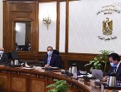 رئيس الوزراء يعلن الموافقة على تطعيم الأطفال من عمر 12 – 15 عاما بلقاح فايزر.. صور