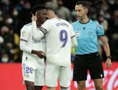 ريال مدريد يخطف فوزا قاتلا من إشبيلية ويتصدر الدورى الأسباني.. فيديو