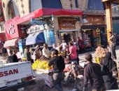 حملة مكبرة لإزالة الإشغالات بالسوق السياحى فى أسوان